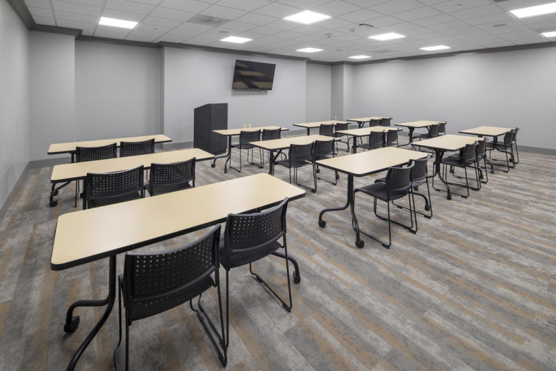 Red Oak Room Regions-Center-Red-Oak-4