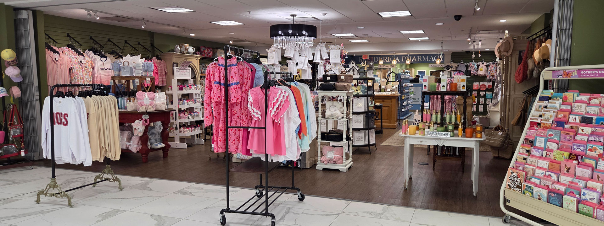 Retail-Store-Front-Inside-400-West-Capitol