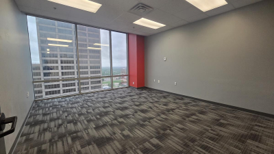 400-West-Capitol-Rent-Ready-Space-2