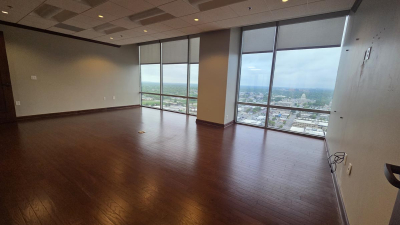400-West-Capitol-Rent-Ready-Space-3